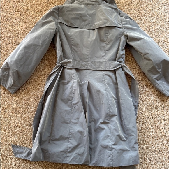 Banana Republic raincoat size small - Picture 2 of 6